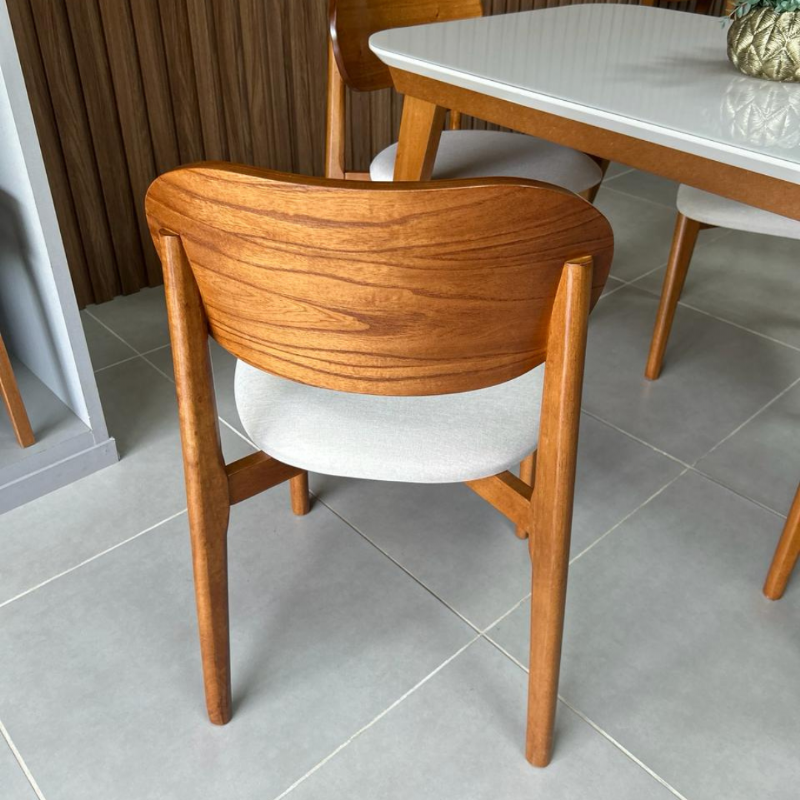 Mesa Amsterd com quatro cadeiras Jade + Aparador Moscou